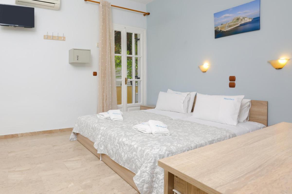 Marina Apartments, อากิออส กอร์ดิออส ภายนอก รูปภาพ